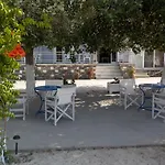 فندق Hotel Prinos *
