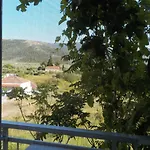 Hotel Prinos فندق
