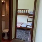 Hotel Prinos فندق *