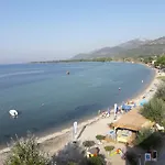 Hotel Prinos *