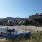 فندق Hotel Prinos